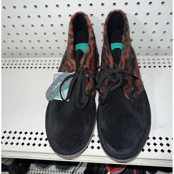 Clarks Bushacre 3 Mens Lace Up Ankle Chukka Boots Size 9.5 M Black Red main image 8